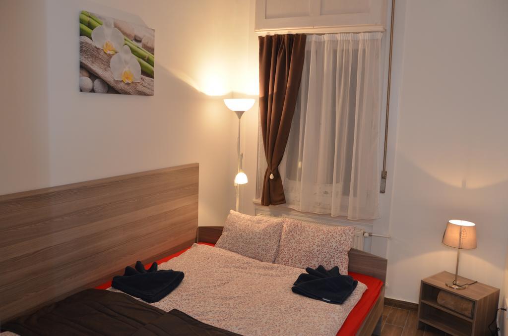 Nn Apartmanette Apartment Budapest Room photo